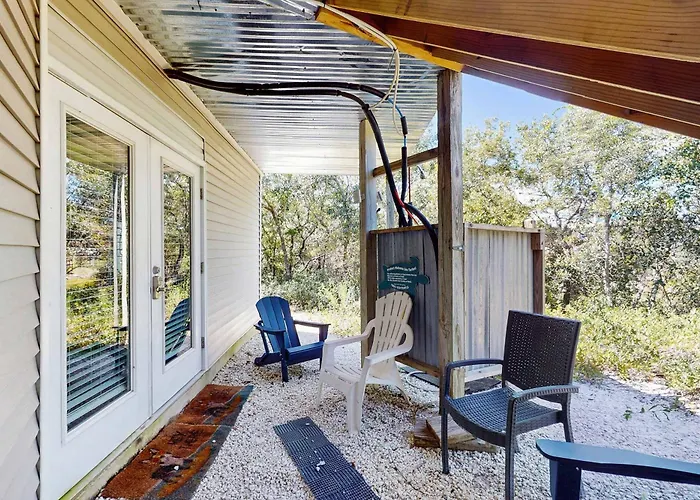 Holiday home 2-story Near The With Deck Outdoor Shower W&ds 2 Kitchens
